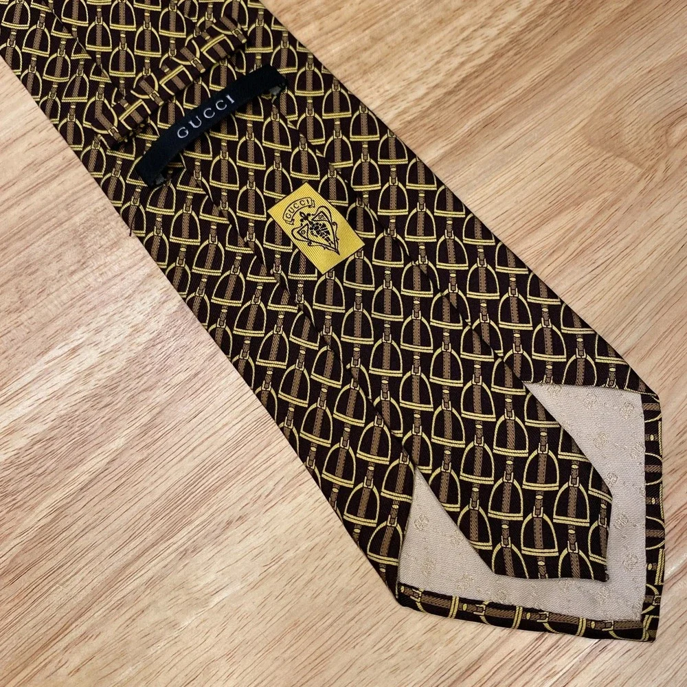 Gucci Necktie Tie Mens Black Gold Horse Bit Print Silk Old Money Luxury Italy